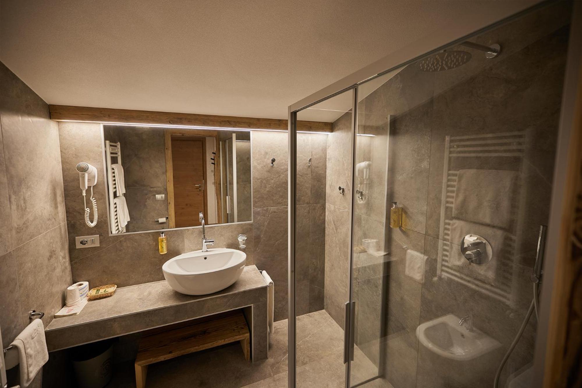 בורמיו Hotel Vallechiara מראה חיצוני תמונה